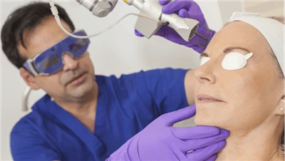 Ako odborníci zabezpečujú počas liečby laserovú bezpečnosť?